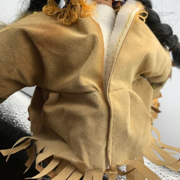 Cathay Collection Hanging Swing Dolls Native American Porcelain Kissing Dolls - Picture 14 of 16